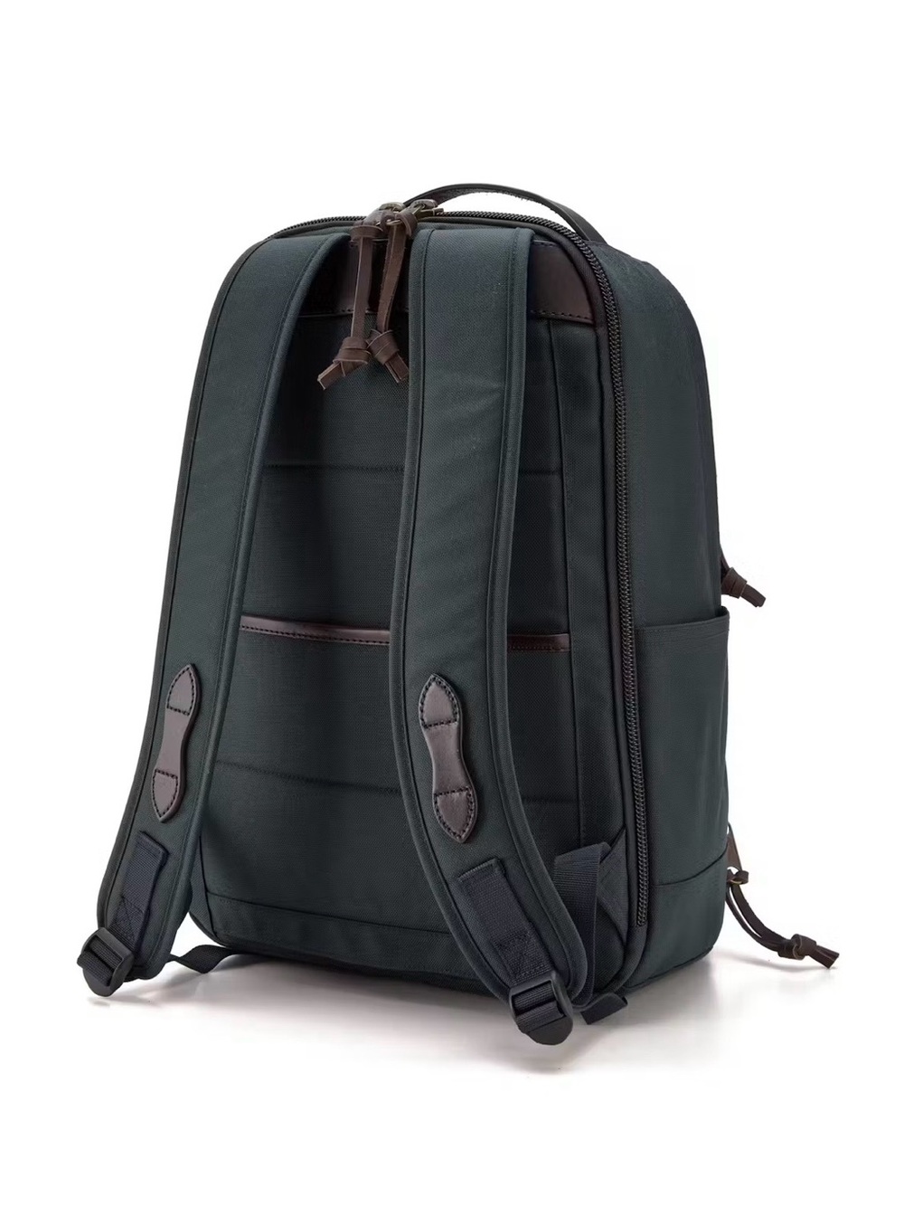 Filson Dryden Ballistic Nylon
Backpack Exclusive - 25L - Navy - Picture 2 of 10